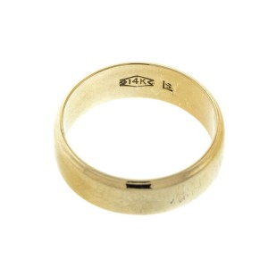14k Yellow Gold Diamond Engagement Ring and Wedding Band Set