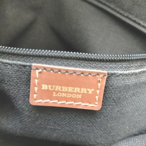 Burberry London Beige Nova Check Messenger Crossbod Bag 863043