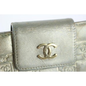 Chanel Chocolate Bar Quilted Silver Charm Long Bifold Wallet 14cz856