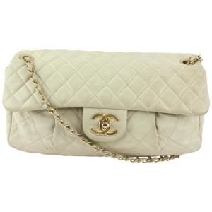 Chanel Ivory Quilted Leather Flap Bag GHW 1122c13