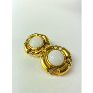Chanel 93a Gold Tone Pearl CC Earrings 3ccm1210