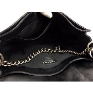 chanel medium top handle bag black