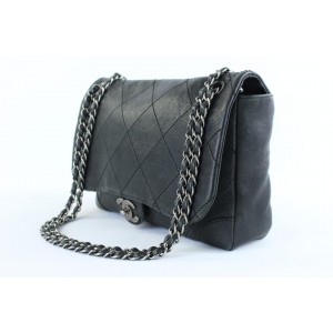 Chanel Soft Caviar Maxi Flap 4ct1012 Black Leather Cross Body Bag, Chanel