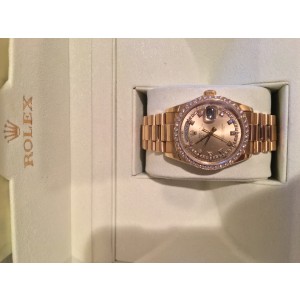 Rolex Men's President Day-Date 18K Yellow Gold Diamond Bezel & Champagne Diamond Dial Watch 