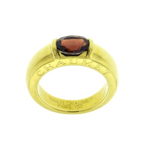 Chaumet 18K Yellow Gold and Garnet Ring