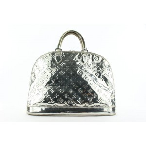Gotta Love This: The Louis Vuitton Alma Bag