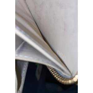 Louis Vuitton Limited Edition Blanc Corail Monogram Vernis Leopard Zippy860900