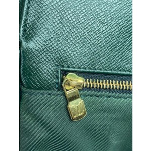 Louis Vuitton Black/Green Taiga Leather Dersou Messenger Bag Louis Vuitton
