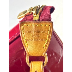 LOUIS VUITTON Vernis Pochette Accessoires Pouch Rose Andian M91574 LV Auth  35991 Patent leather ref.801213 - Joli Closet