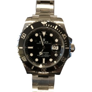 Rolex Submariner 16610 Stainless Steel & Black Dial Automatic 40mm Mens Watch