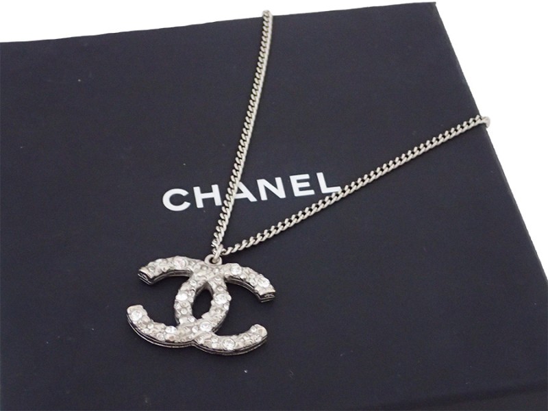 Chanel Silver Tone Hardware And Rhinestone CC Logo Necklace