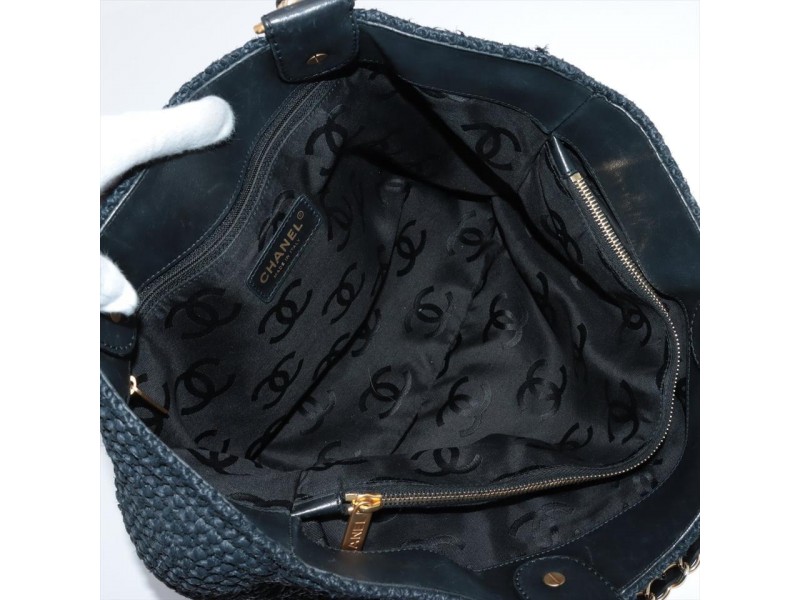Chanel Navy Blue Raffia Straw CC Turnlock Chain Tote Bag 888cas413