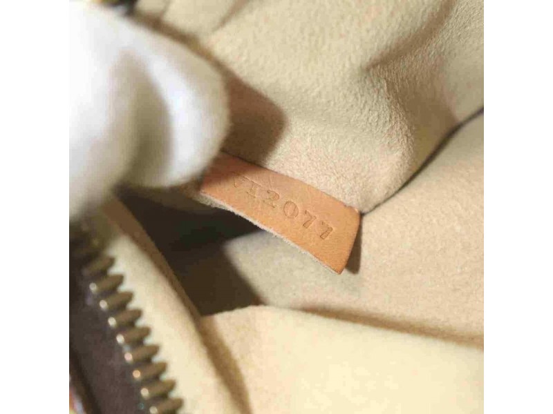 LOUIS VUITTON Hudson GM Shoulder Bag Monogram Leather BN France M40045  79YA639