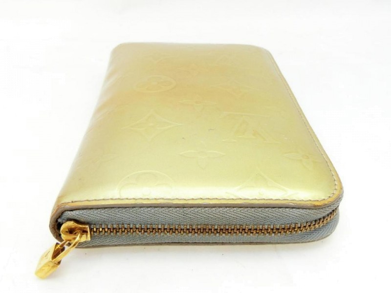 Louis Vuitton Patent Leather Wallet – Chic Consignment LLC