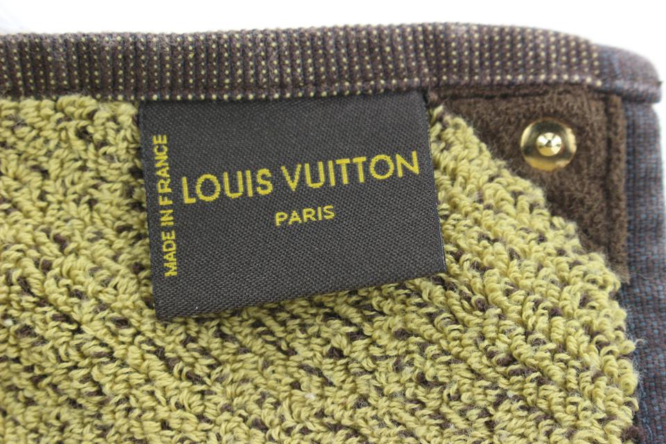 Louis Vuitton Glitter Logo And Brown Markers Monogram Bathroom Set